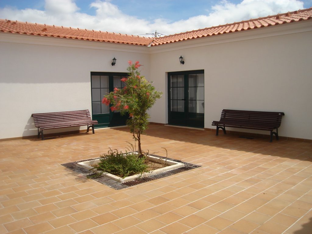 Patio-Centro_de_Dia